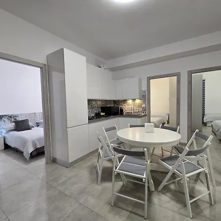 Apartment Raymihome Lugaro 1 Turin