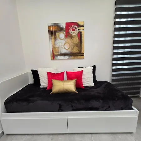 Raymihome Lugaro 1 Turin