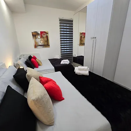 Raymihome Lugaro 1 Turin