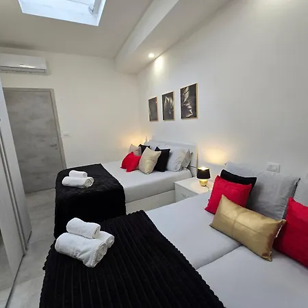 Raymihome Lugaro 1