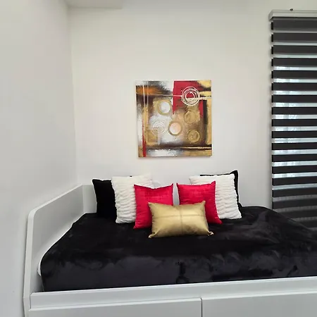 Apartment Raymihome Lugaro 1 Turin