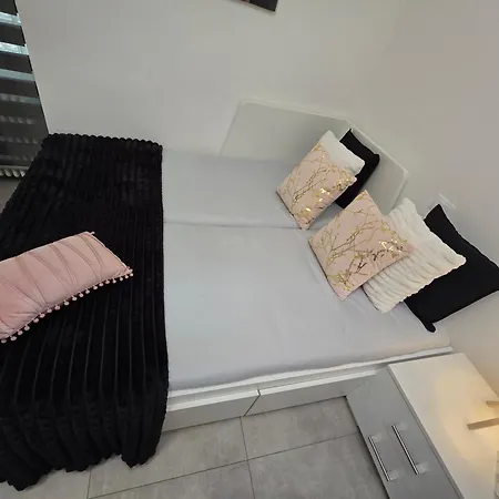 Apartment Raymihome Lugaro 1