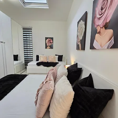 Raymihome Lugaro 1 Apartment *